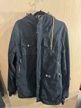 Women’s Orage Black Hooded Winter Jacket with Yellow Drawcord Size Small